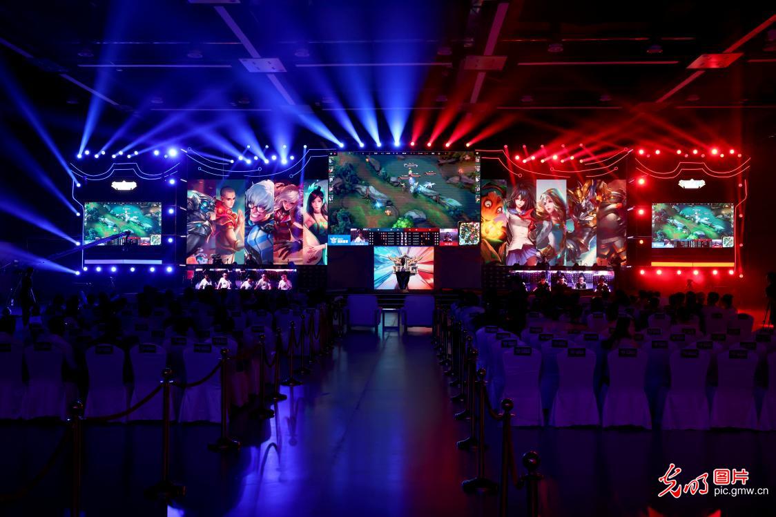 下威少这两 下威少这两